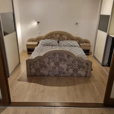 Family Apartman V Centre Mesta شقة *