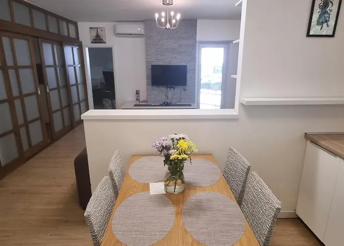 Family Apartman V Centre Mesta شقة *